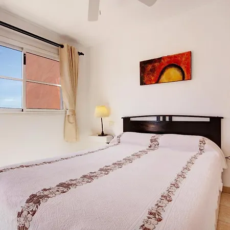 Beautiful 3 Bed * Caleta De Fuste