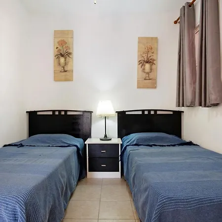 Beautiful 3 Bed Appartement *